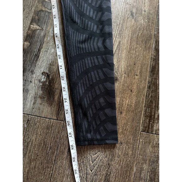 Alo Yoga Airbrush Leggings High Waist Black and Gray Pattern Size Small - Picture 2 of 4